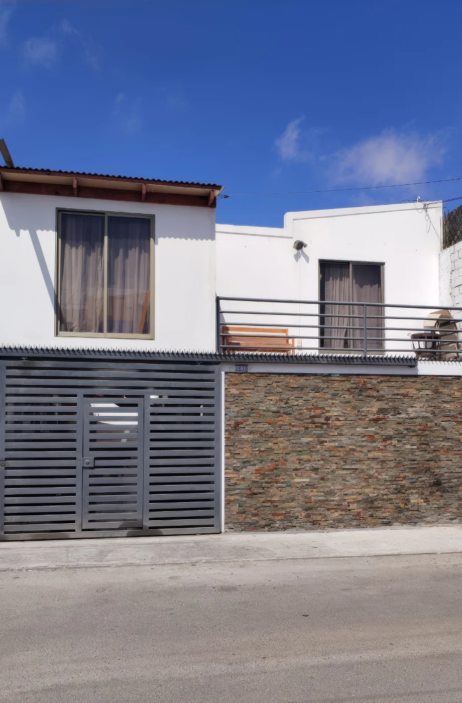 Casa llegar y habitar, regularizada, en Villa Frei. 3 Habitaciones y 2 baños.